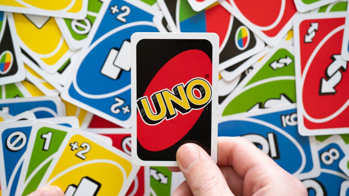 Uno là gì? Luật chơi, cách chơi bài Uno cơ bản -Mẹo chơi hay